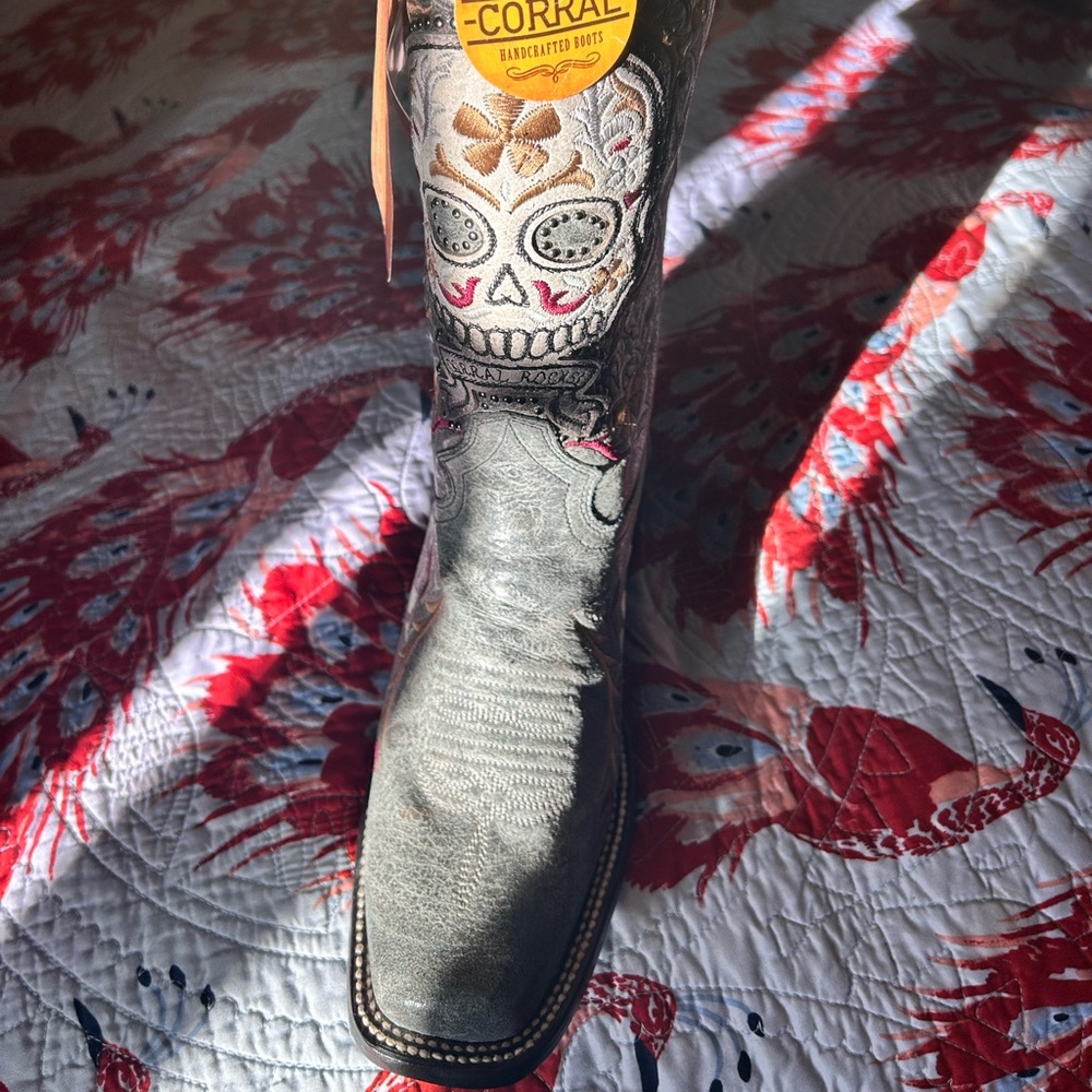 Brand New Corral Black and Gray Skull Embroidered pair of boots Square toe